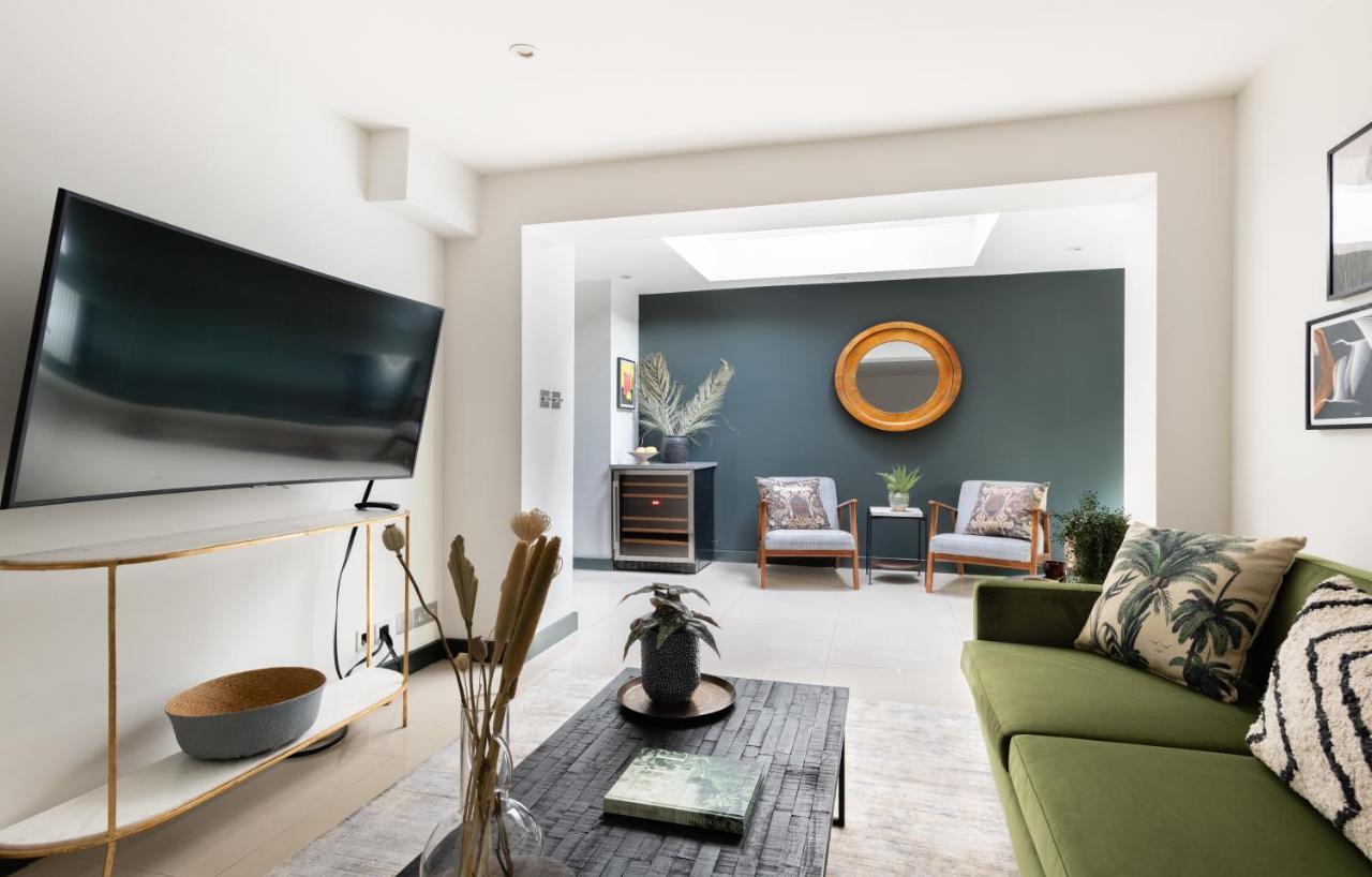 The Heart Of Shepherds Bush - Modern 2Bdr Apartment With Garden London Bagian luar foto