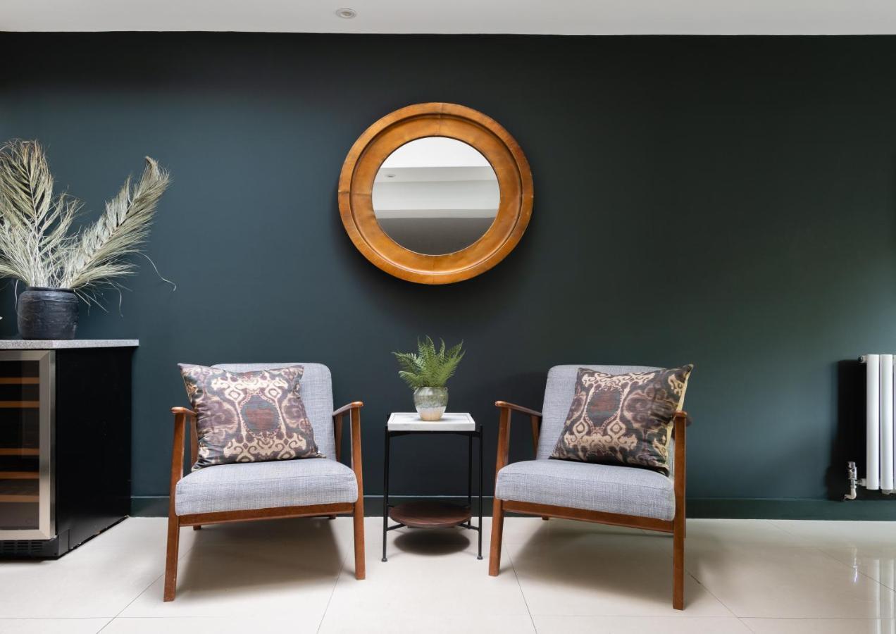The Heart Of Shepherds Bush - Modern 2Bdr Apartment With Garden London Bagian luar foto