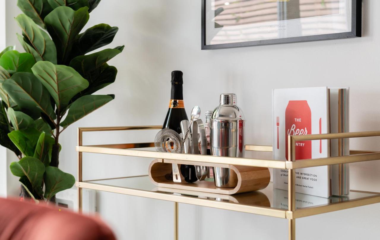 The Heart Of Shepherds Bush - Modern 2Bdr Apartment With Garden London Bagian luar foto