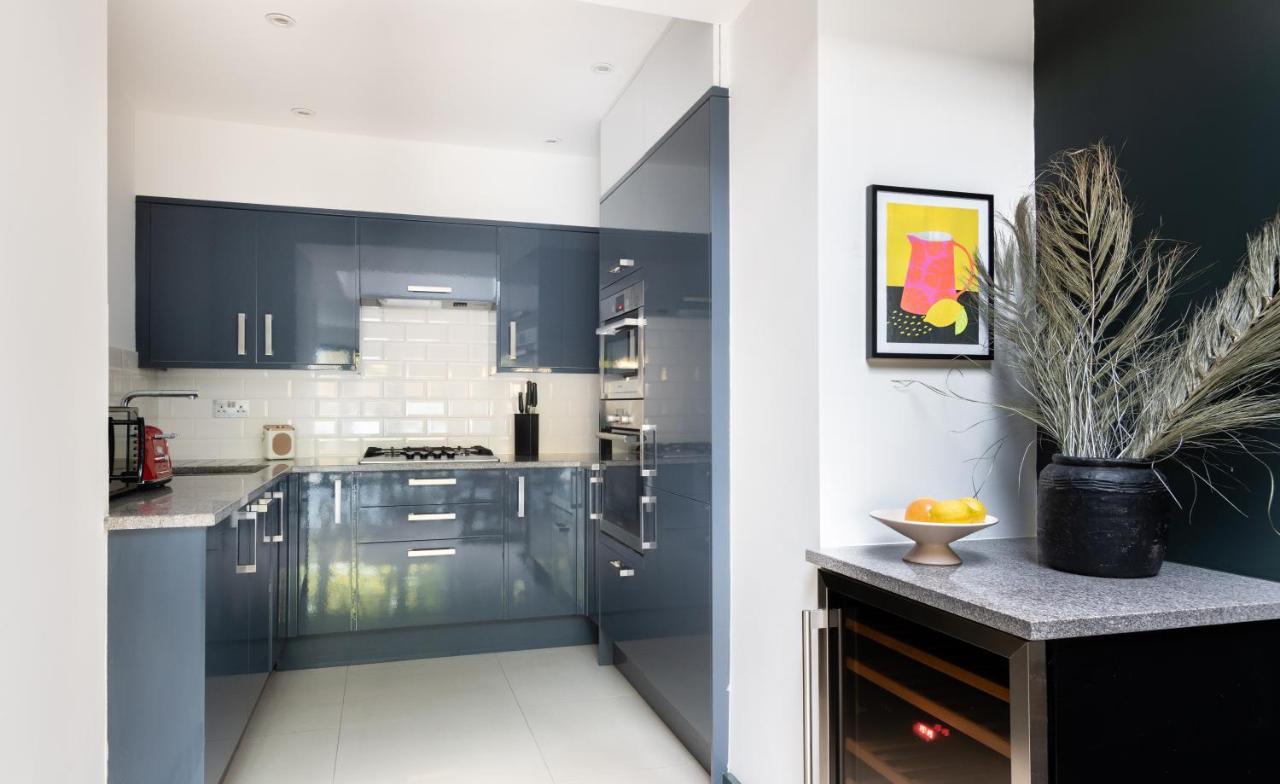 The Heart Of Shepherds Bush - Modern 2Bdr Apartment With Garden London Bagian luar foto