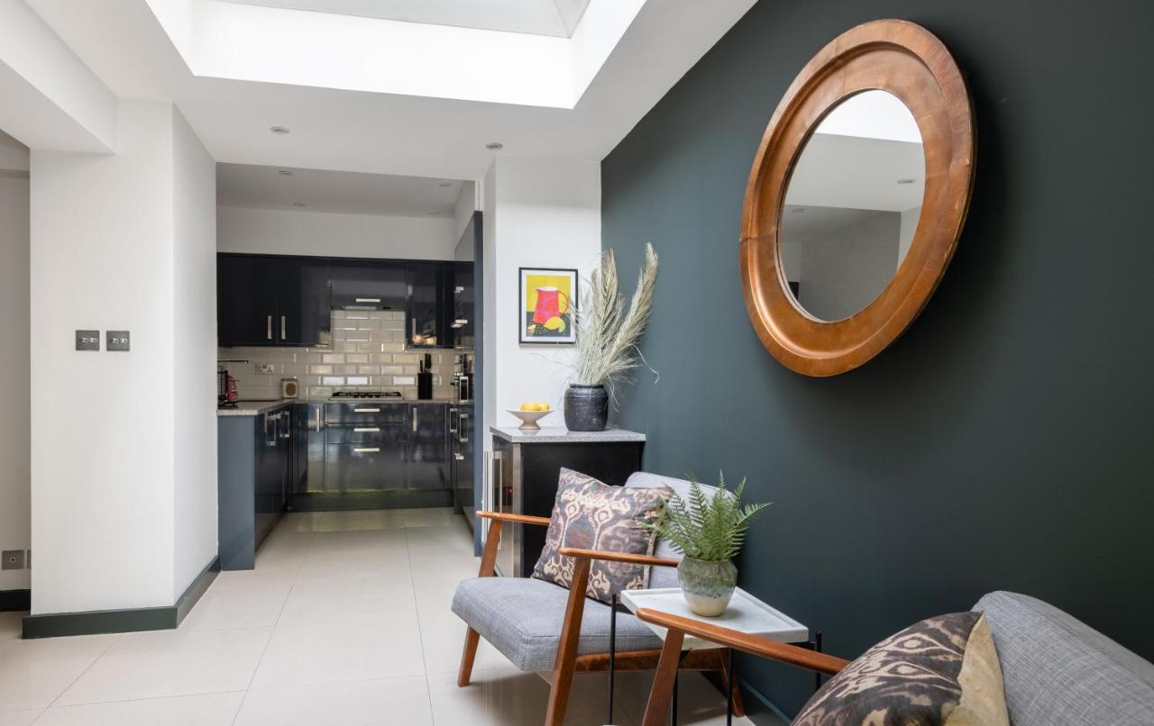 The Heart Of Shepherds Bush - Modern 2Bdr Apartment With Garden London Bagian luar foto
